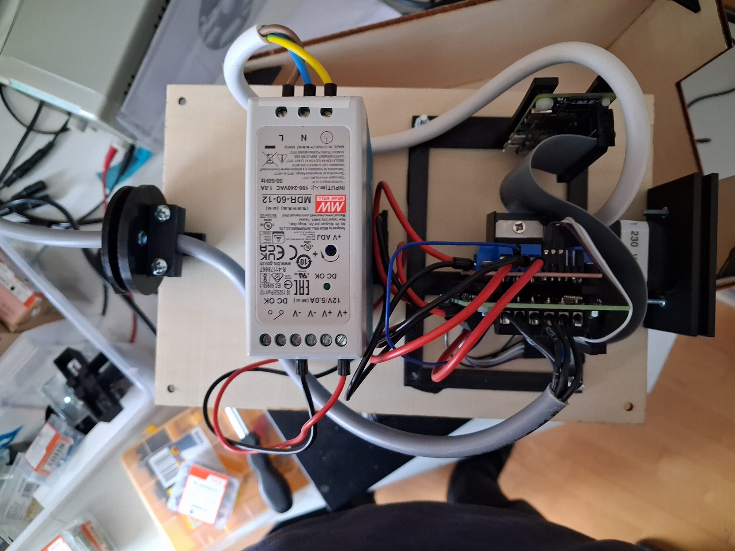 12-Volt Netzteil